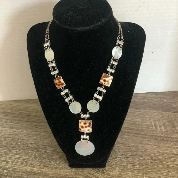 Fifth Avenue Collection  Rhinestone and Shell Necklace - Picture 1 of 8